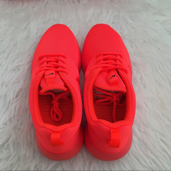 NEW Nike Rare Roshe One Women’s Sneakers - Picture 5 of 6